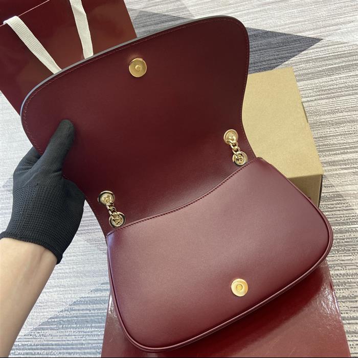 2025210C815715N202137889