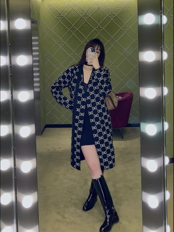 2025210C815715N202138345