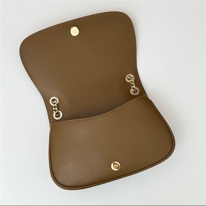 2025210C815715N202138582