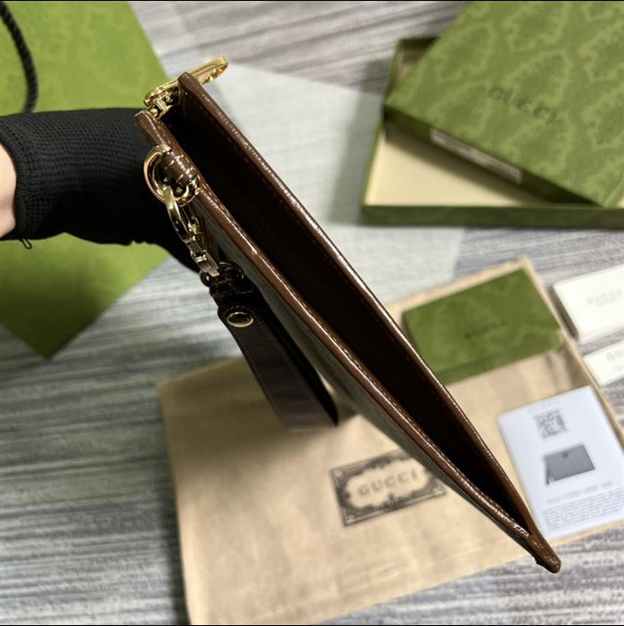 2025210C672953N202036456