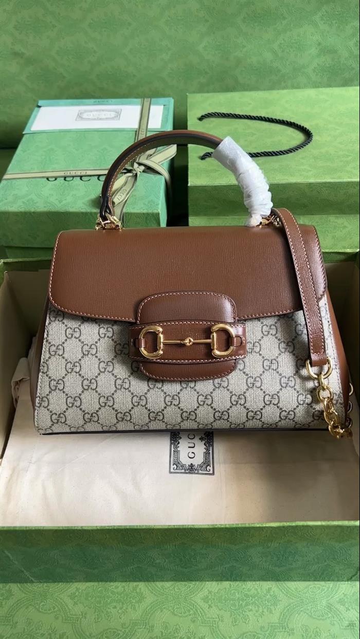 2025210C702049N201954786