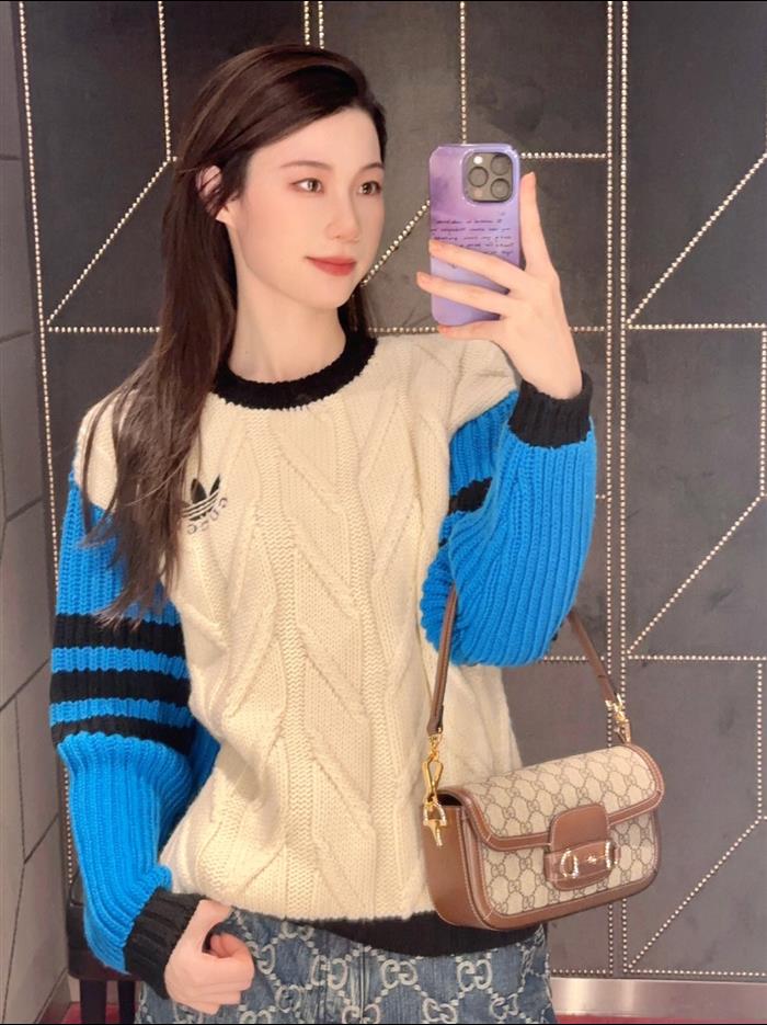 2025210C735178N201958104