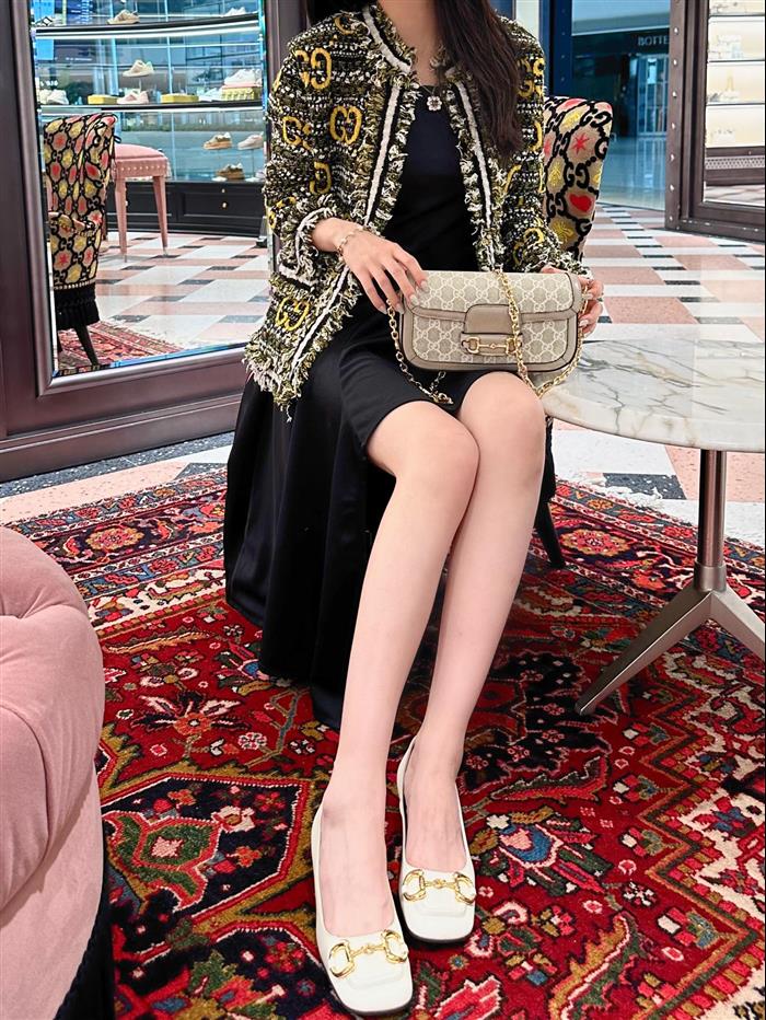 2025210C735178N201959353