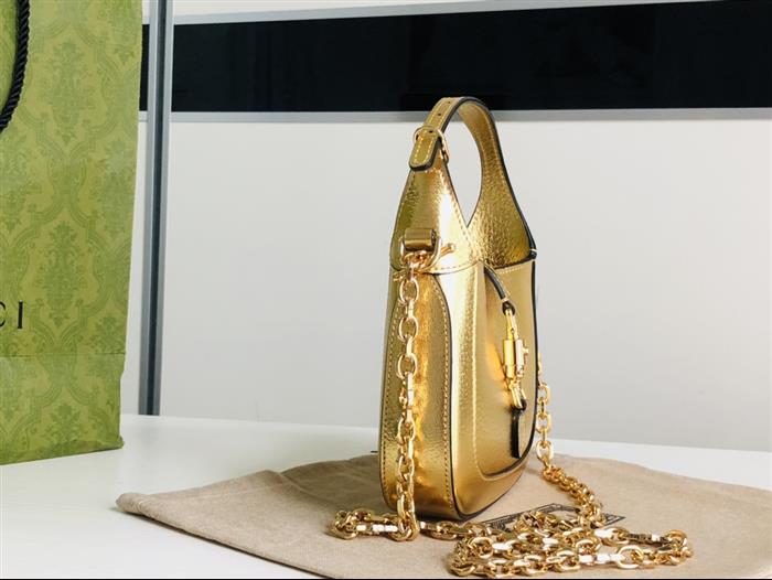 2025210C675799N202011538