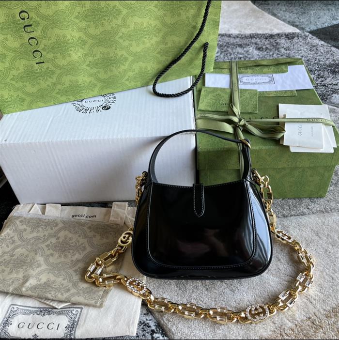 2025210C699651N202012827