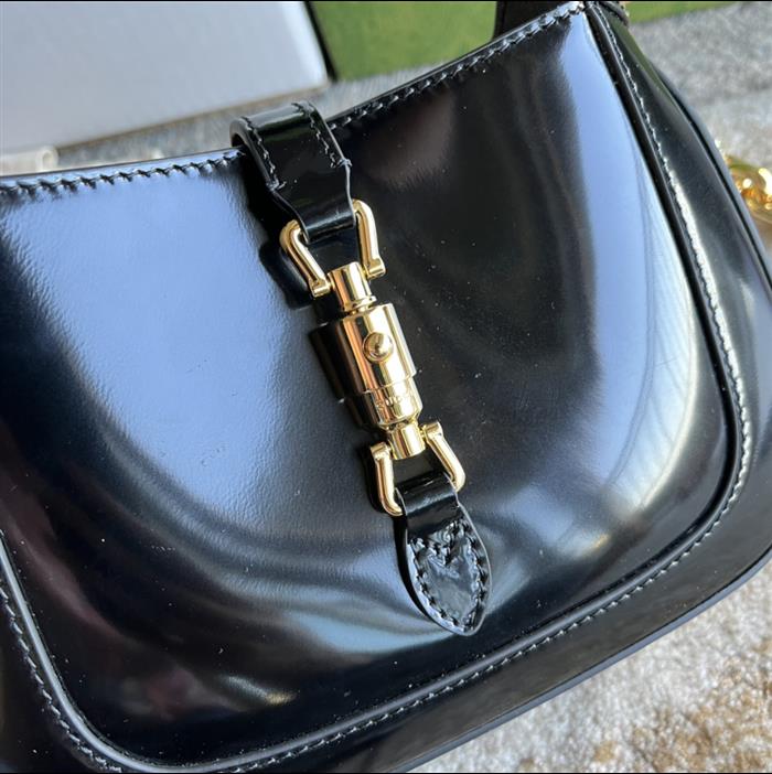 2025210C699651N202012843