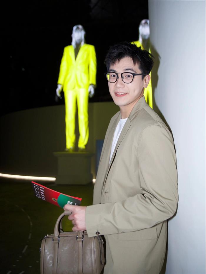 2025210C725292N202149382