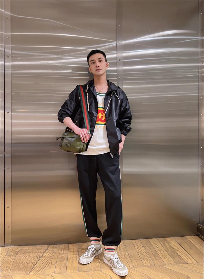 2025210C725696N202151759