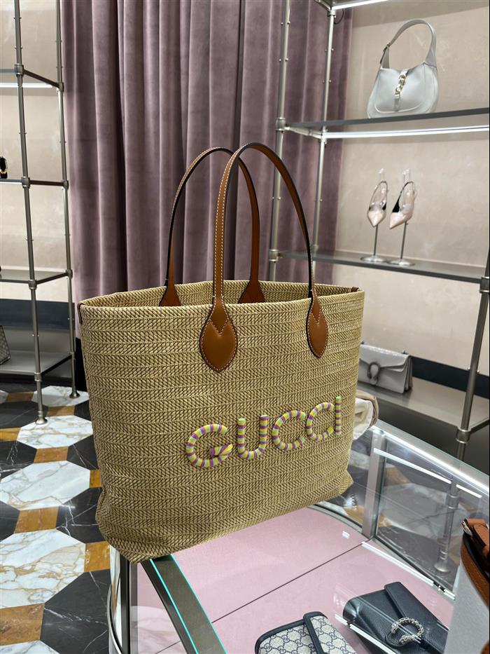 2025210C779666N20226572