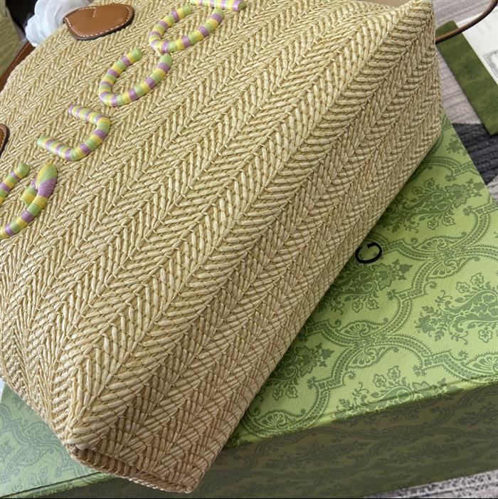 2025210C779671N20226698