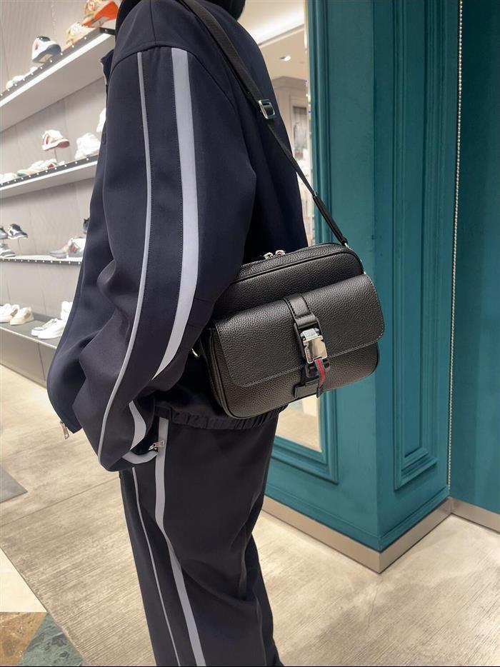 2025210C816751N202111406