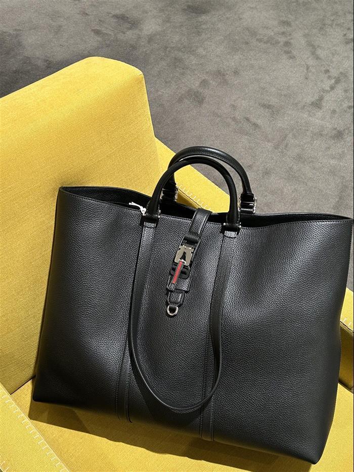 2025210C816753N202111736