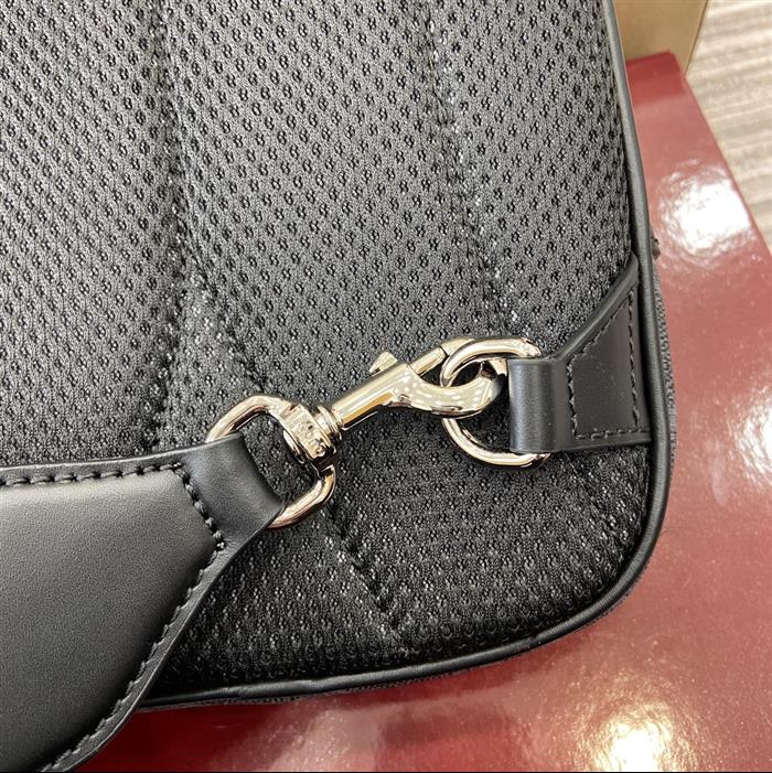 2025210C822073N202112856