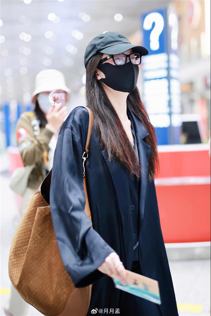 2025210C815924N202215912