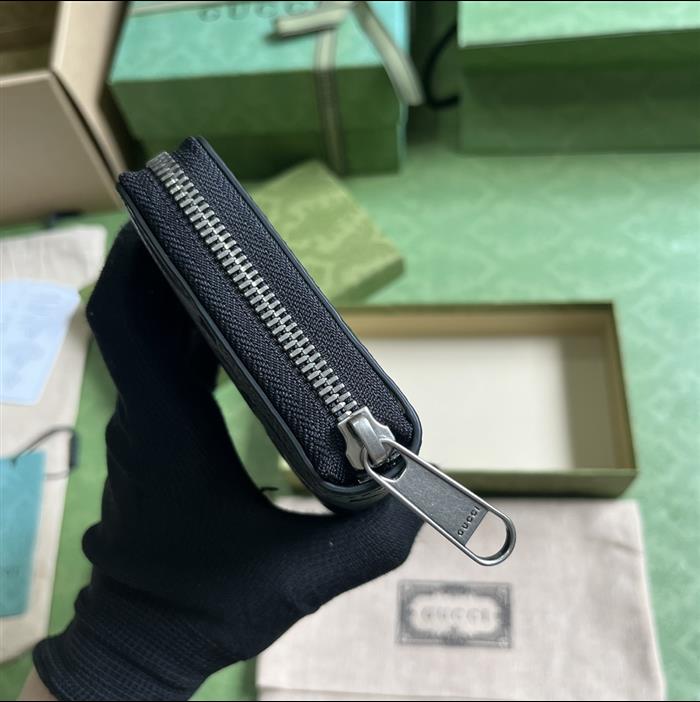 2025210C739484N201923706