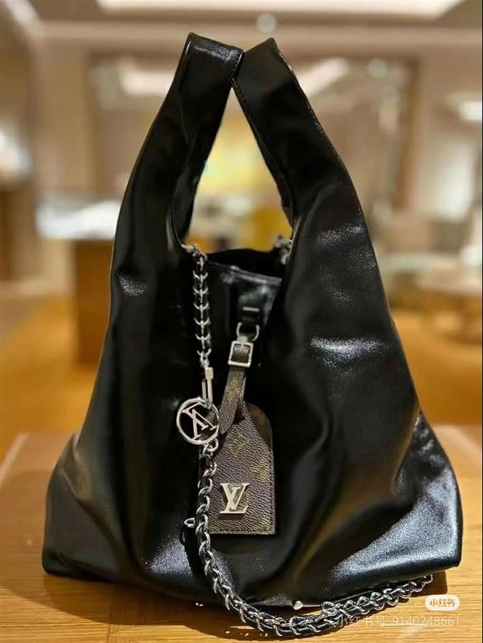 2025224M1126611122592