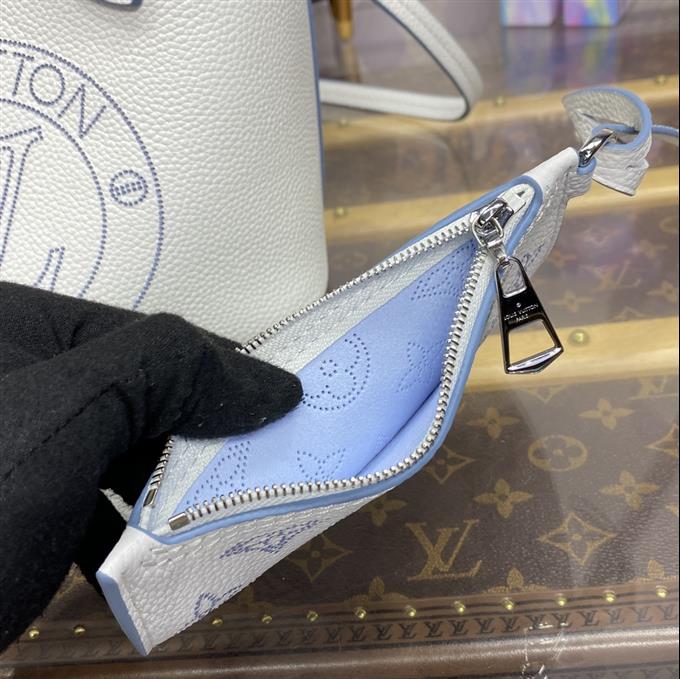 2025224M1173411117829