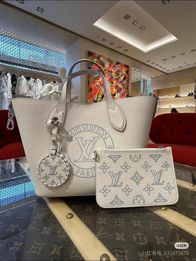 2025224M1173411124792