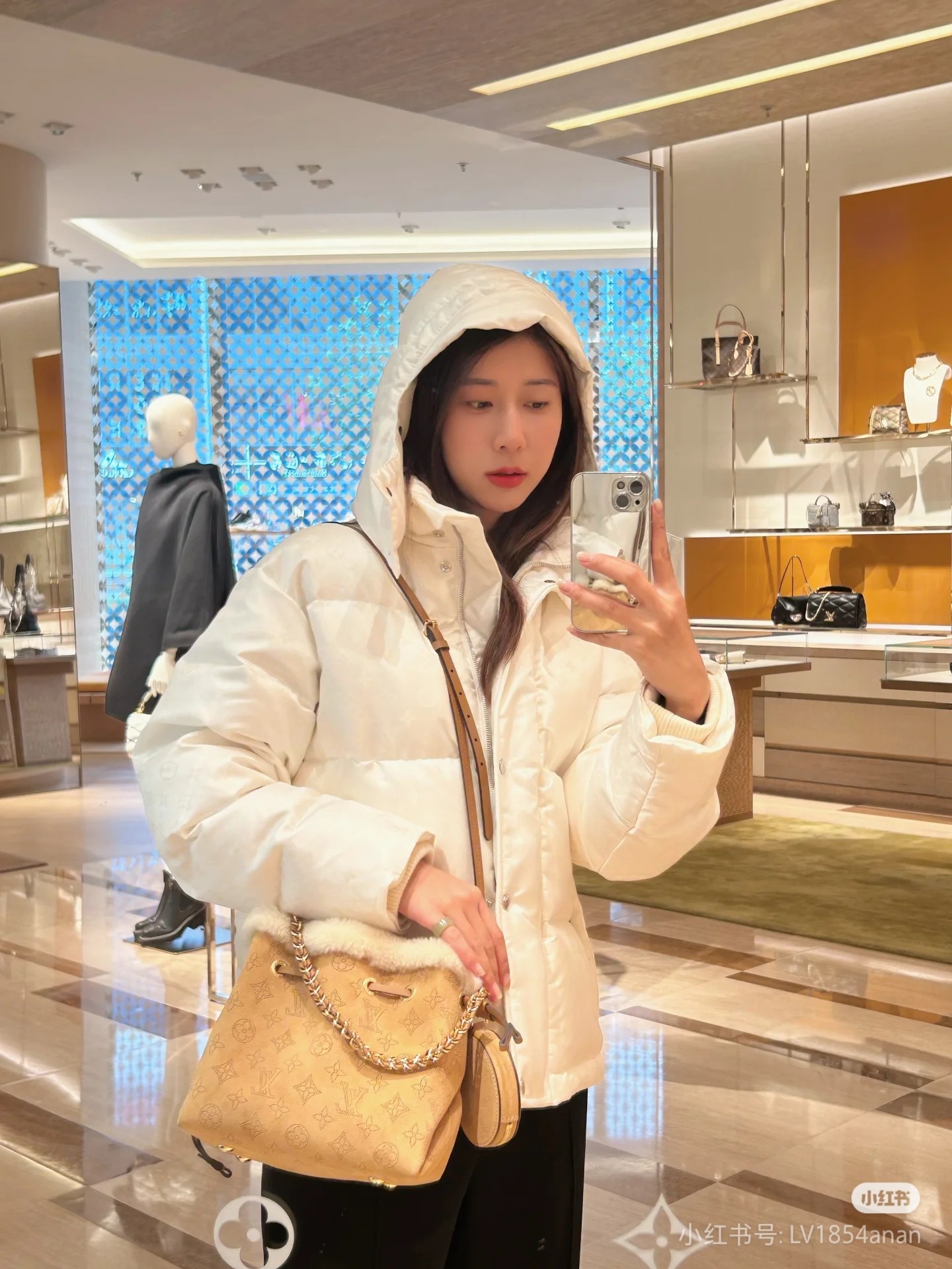 2025224M1183922819752