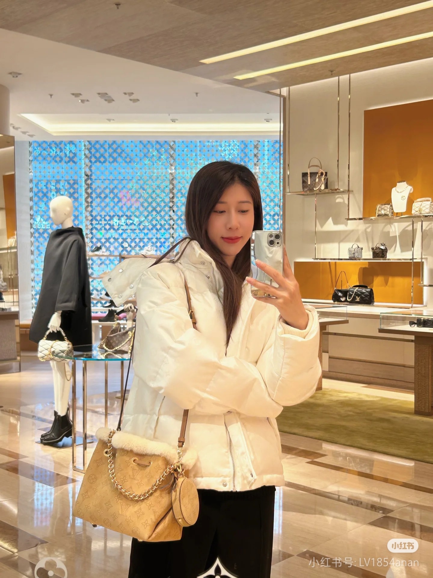 2025224M1183922819783