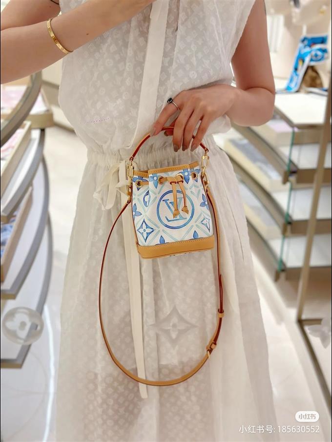 2025224M8362011125563