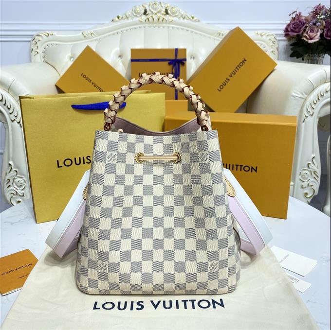 2025224N4034411121241