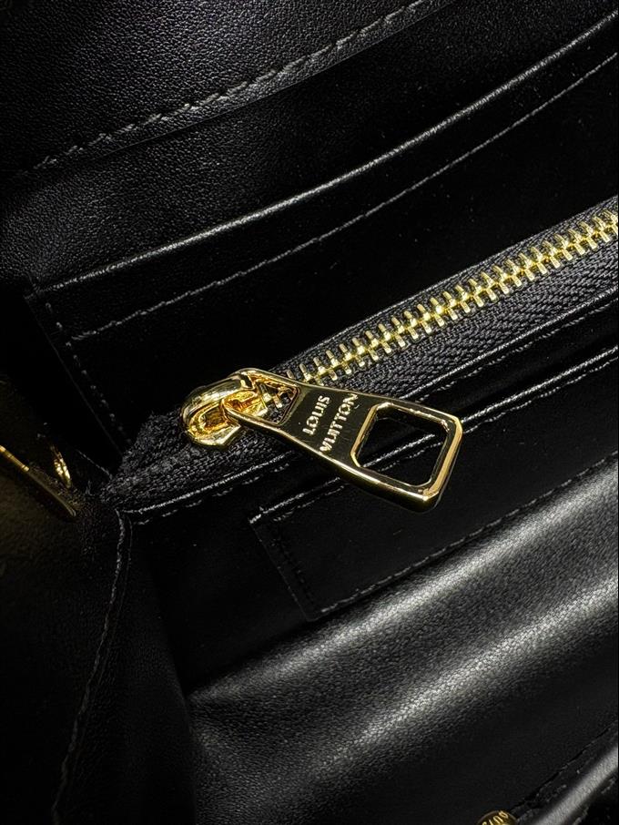 2025224M1190894811761