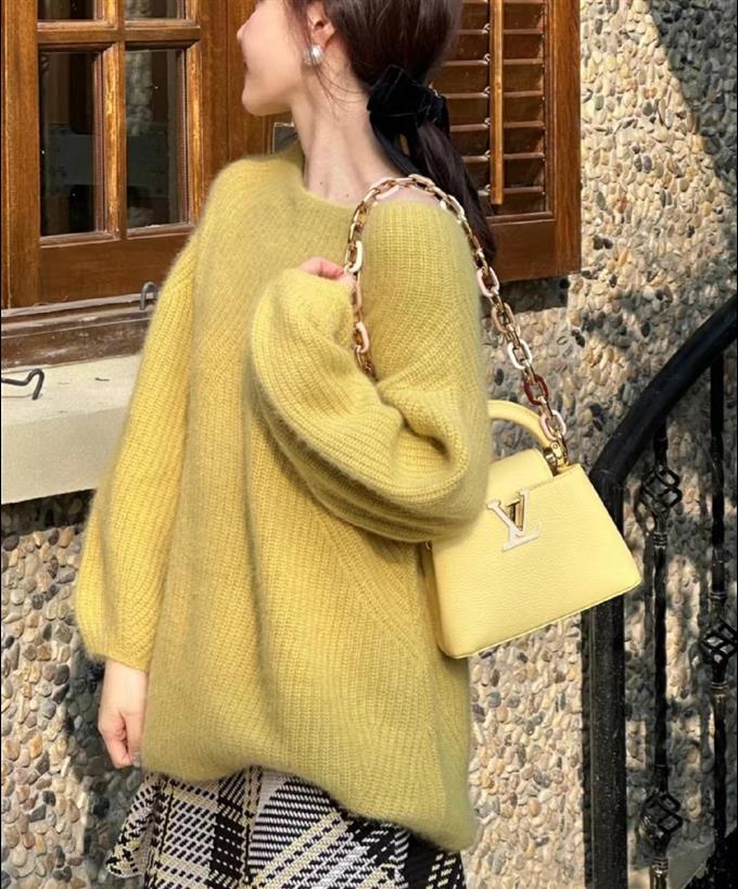 2025224M2179810328376