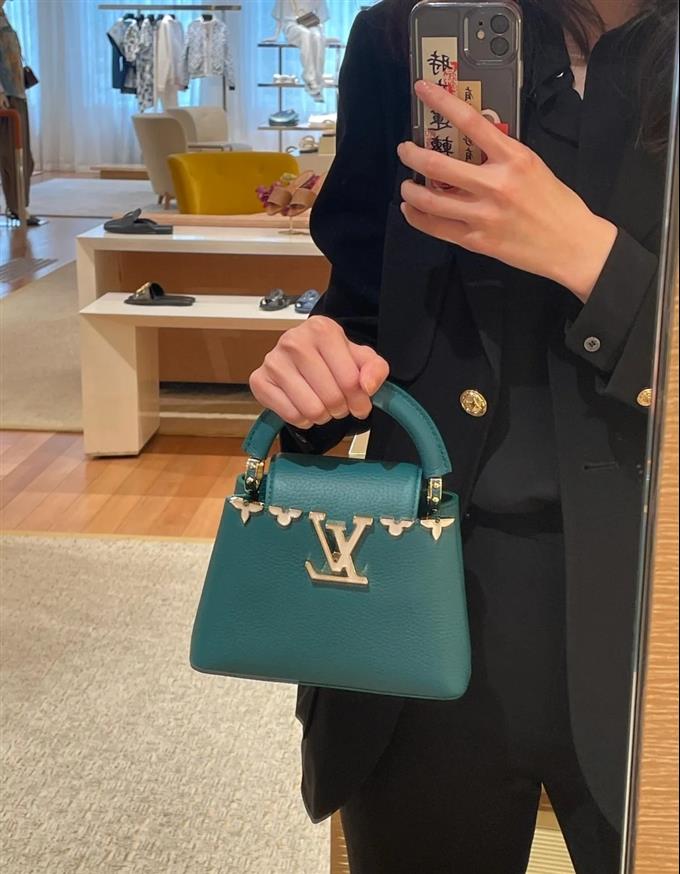 2025224M2376610325360