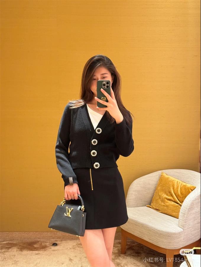 2025224M2394394839308