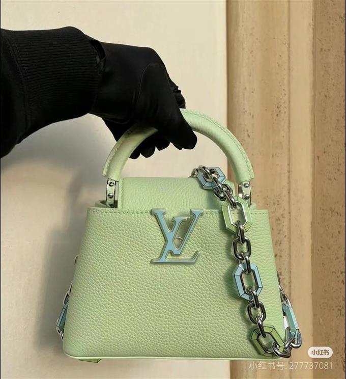 2025224M2468394835570