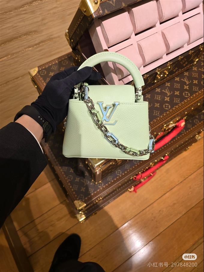 2025224M2468394835618