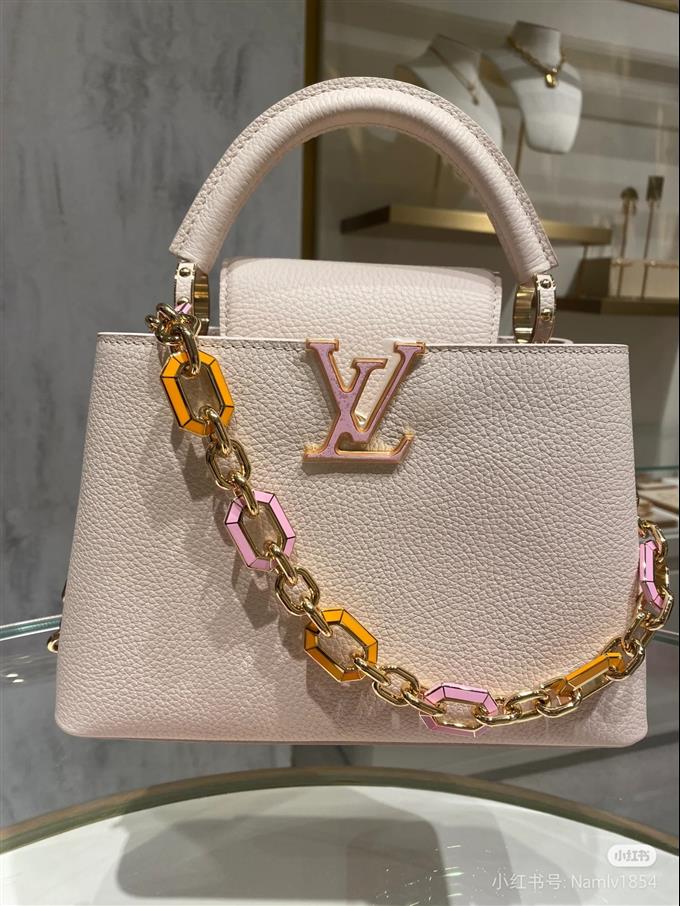 2025224M2468494837569