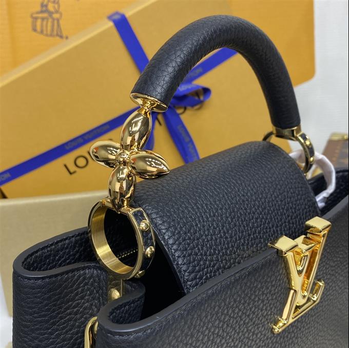 2025224M2469894757379