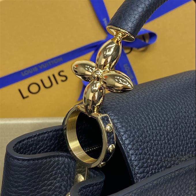 2025224M2469894757395