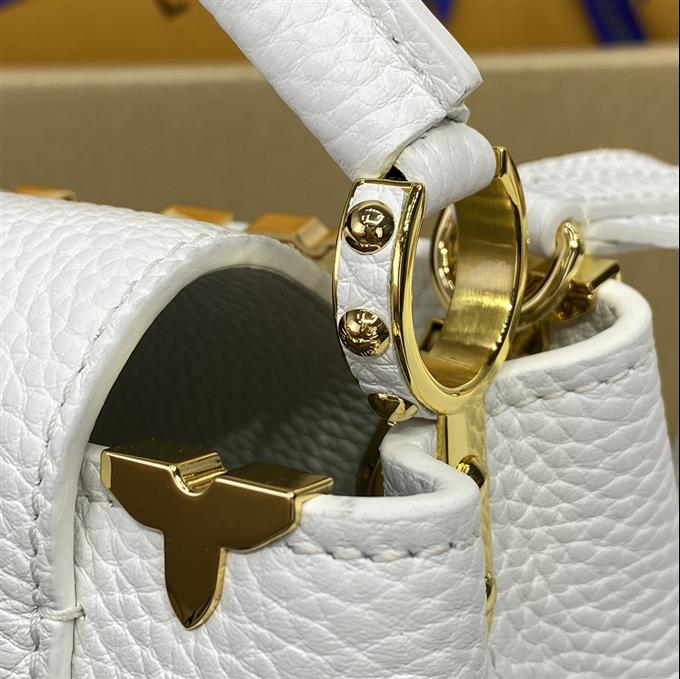 2025224M566699488131