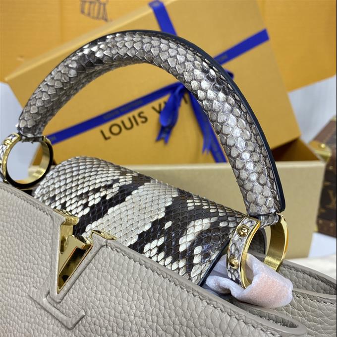 2025224M814089480191