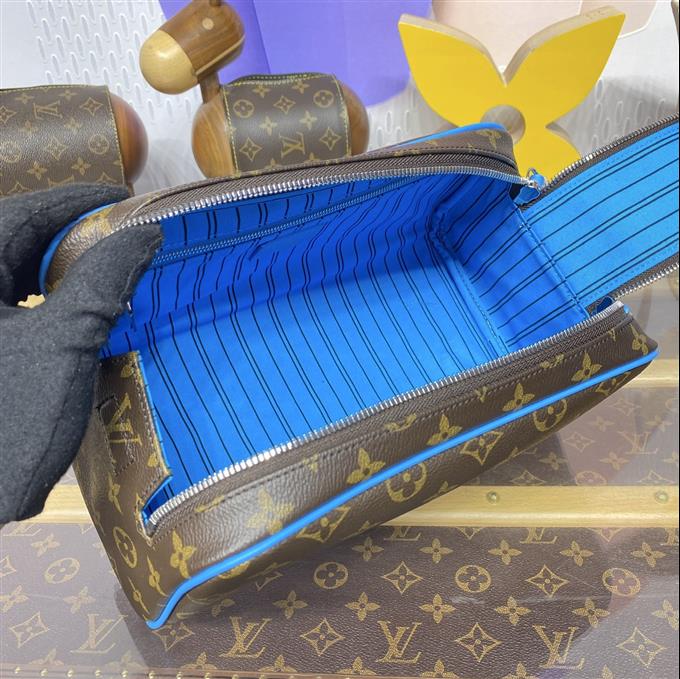 2025224M1264112642523