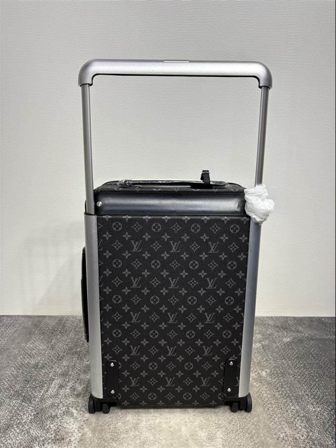 2025224M2320312137733