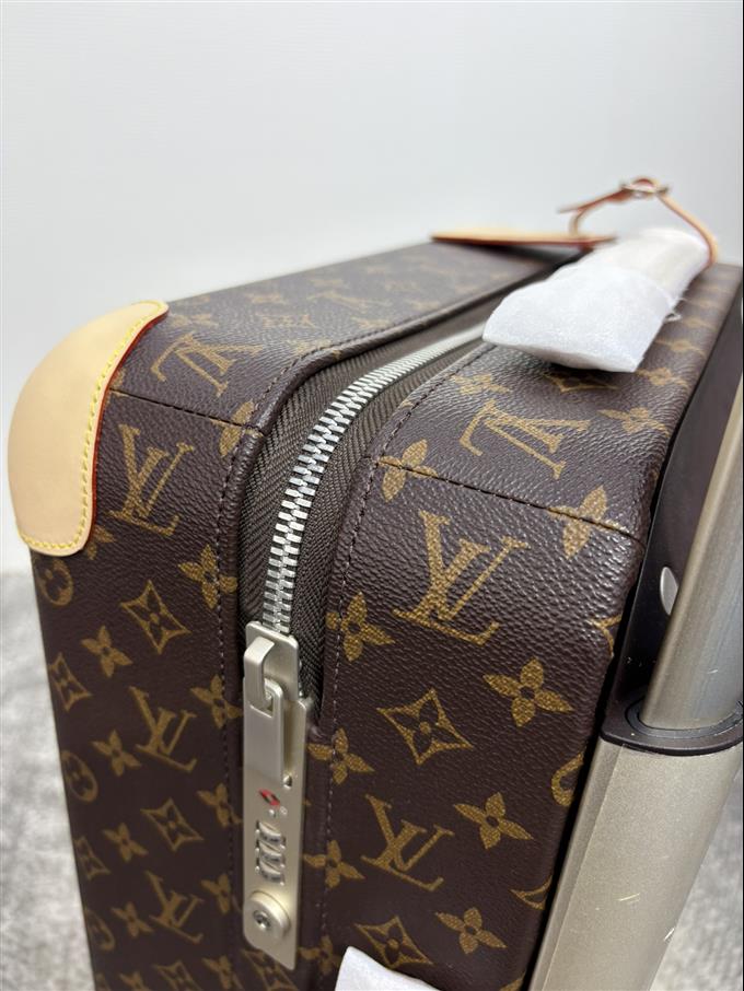 2025224M4718212137984