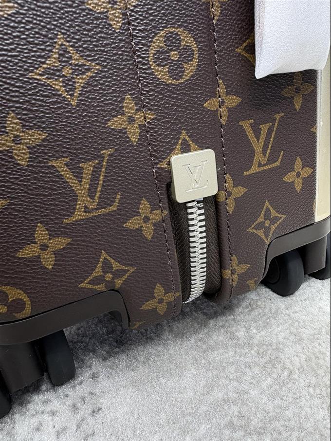 2025224M471821213831