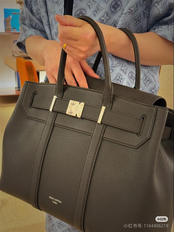 2025224M23153101743755