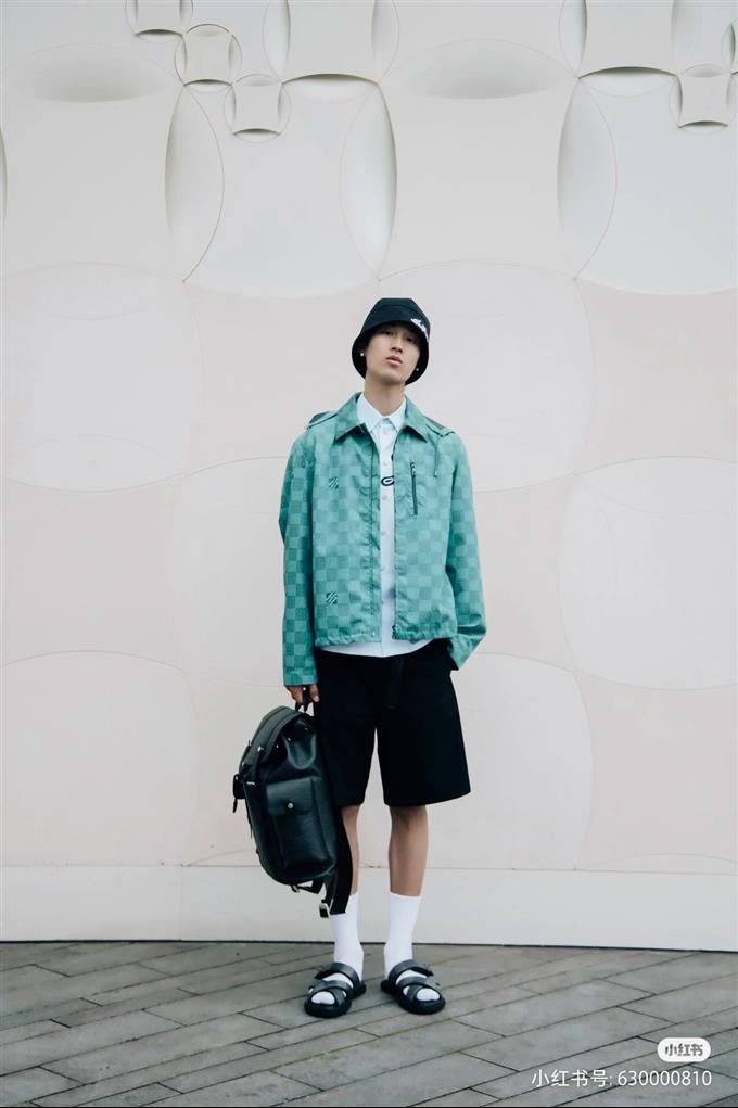 2025224M24326101735756