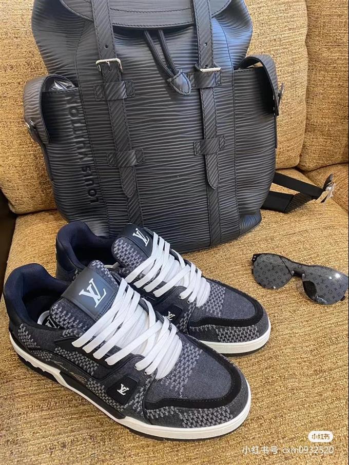 2025224M24326101735771