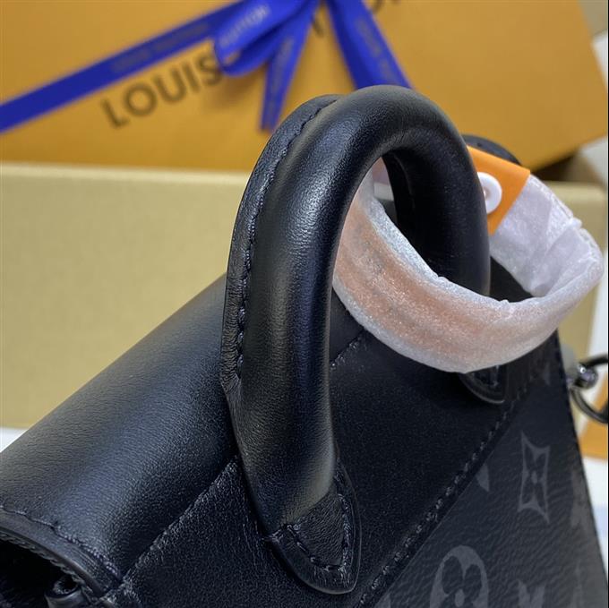 2025224M82774101728430