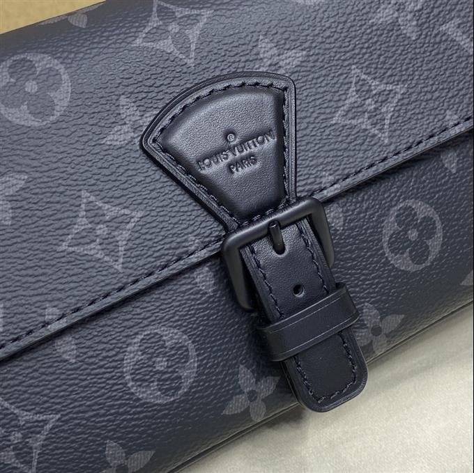 2025224M83567101727770