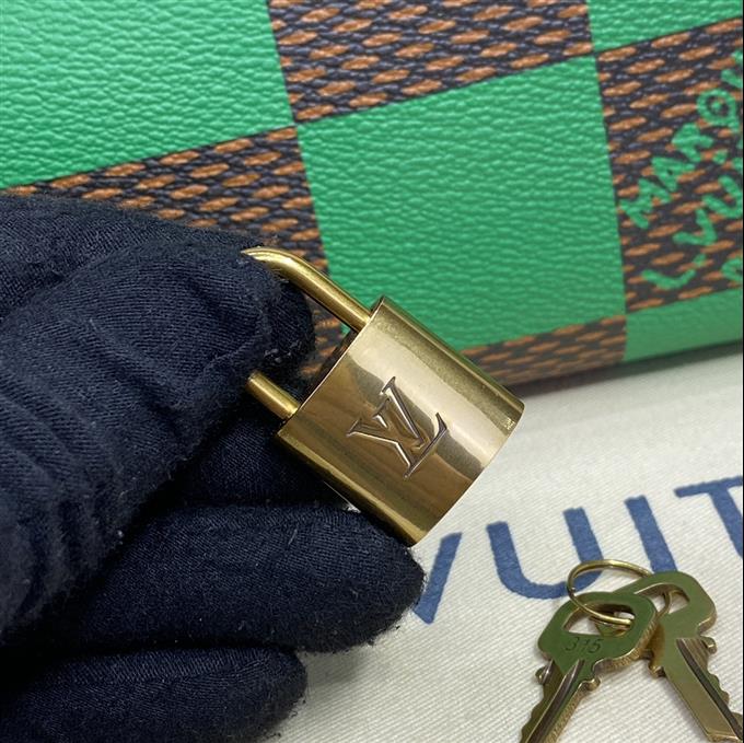 2025224N40534101727896