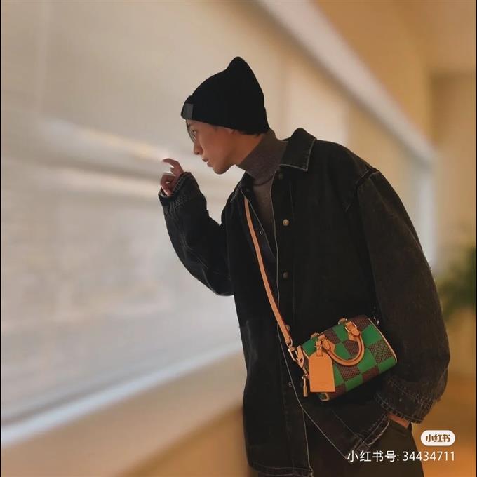 2025224N4053410174352