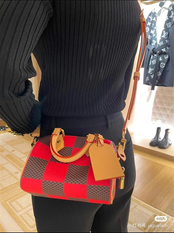 2025224N4061110173584