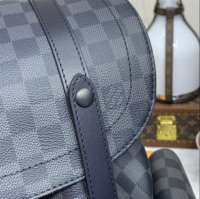 2025224N41379101733938